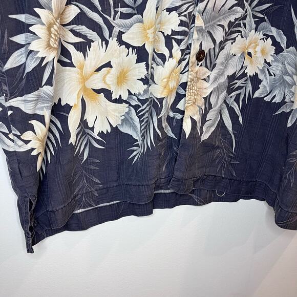 Tommy Bahama Men's Floral 100% Silk Button Down Size Large Resort Wear Dark Grey - Picture 4 of 5